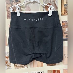 Alphalete R6 Shorts - Black